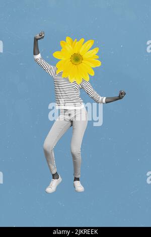Collage verticale creativo astratto illustrazione immagine di ragazza giallo fiore invece di testa danza isolato su sfondo blu colore Foto Stock