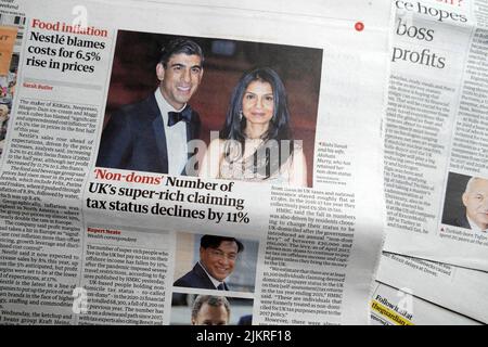 'Non-doms' - il numero di super-ricchi che rivendicano lo status fiscale del Regno Unito diminuisce del 11% nel titolo del giornale Guardian Rishi Akshata Sunak 29 luglio 2022 Londra UK Foto Stock