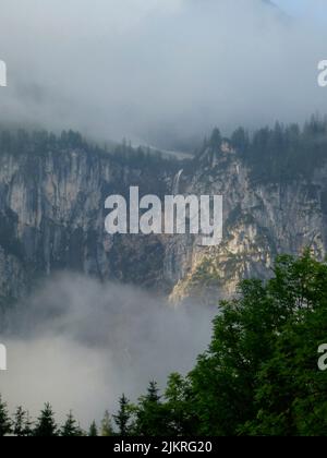 Cascata a Seebenklettersteig via ferrata, Tirolo, Austria in estate Foto Stock
