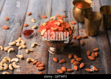 indiano famoso dolce semiya kesari Foto Stock