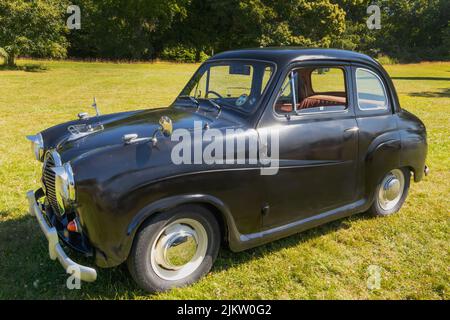 Classico nero d'annata Austin A35 al classico show auto Foto Stock