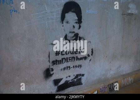 Graffiti sulle mura di Tuol Sleng in Cambogia Asia Foto Stock