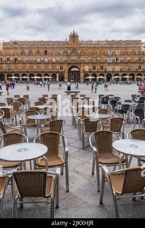 Salamanca, Spagna, 08 giugno 2022. Vista della spettacolare Plaza Mayor di Salamanca in Spagna Foto Stock