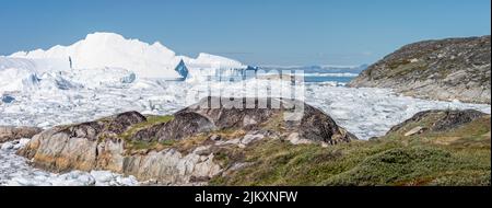 Vista panoramica del icefjord di Ilulissat in Groenlandia il 17 luglio 2022 Foto Stock