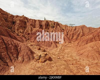 Un bellissimo scatto del deserto di Tatacoa in Colombia durante il giorno Foto Stock