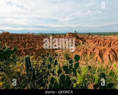 Un bellissimo scatto del deserto di Tatacoa in Colombia durante il giorno Foto Stock