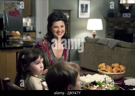 DAPHNE ZUNIGA, KENNEDI CLEMENTS, una famiglia per il giorno del ringraziamento, 2010 Foto Stock