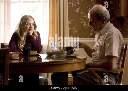 AMANDA SEYFRIED, Richard Jenkins, caro John, 2010 Foto Stock