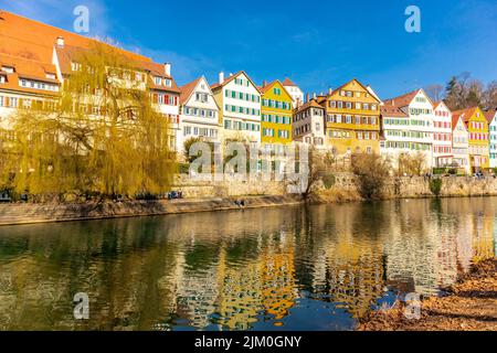 Una bella città universitaria, Tubingen, sul fiume Neckar, Baden-Wuerttemberg, Germania Foto Stock