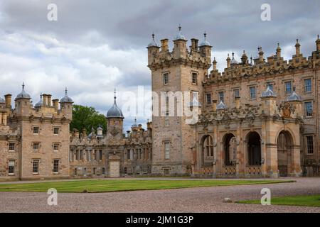 Floors Castle, Roxburgh Estate, Scottish Borders, Scotland, il più grande edificio abitato della Scozia Foto Stock