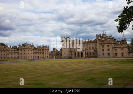 Floors Castle, Roxburgh Estate, Scottish Borders, Scotland, il più grande edificio abitato della Scozia Foto Stock