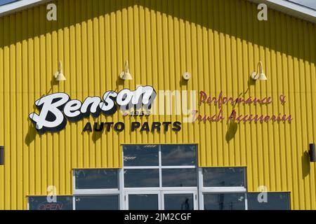 new liskeard, ontario canada - agosto 2 2022: benson negozio di ricambi auto nuovo liskeard, ontario Foto Stock