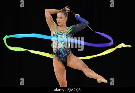 Alice Leaper in Inghilterra durante la ginnastica ritmica, la finale del team e la qualificazione individuale - Sub Division 1 all'Arena Birmingham il giorno sette dei Giochi del Commonwealth 2022 a Birmingham. Data foto: Giovedì 4 agosto 2022. Foto Stock