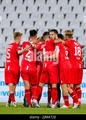 BELGRADO, SERBIA - AGOSTO 4: Daan Rots del FC Twente festeggia il suo traguardo durante la terza partita di qualificazione della UEFA Europa Conference League tra FK Cukaricki e FC Twente allo Stadion FK Partizan il 4 agosto 2022 a Belgrado, Serbia (Foto di Nicola Krstic/Orange Pictures) Foto Stock