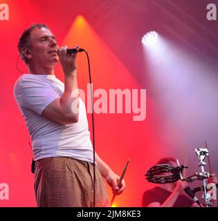 Belle e Sebastian in performance al Bristol Harbour Festival. Lloyds Amphitheater, Bristol, Regno Unito. Luglio 15 2022. Foto Stock