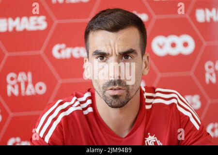 Noe Dussenne di Standard ha illustrato durante la conferenza stampa settimanale della squadra di calcio belga Standard de Liege, venerdì 05 agosto 2022 a Liege, per discutere la prossima partita nella competizione nazionale. BELGA FOTO BRUNO FAHY Foto Stock