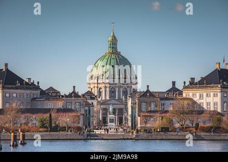 Chiesa di Frederik - Frederiks Kirke dietro il Palazzo di Amalienborg a Copenaghen, Danimarca Foto Stock