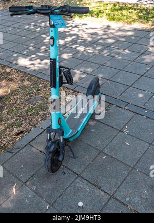 BinBin è un nuovo servizio di noleggio scooter a Sarajevo Foto Stock
