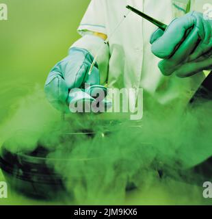 Laboratorio azoto liquido banca uova sperma Foto Stock