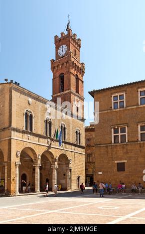 La torre del municipio di Pienza, Toscana, Italia Foto Stock