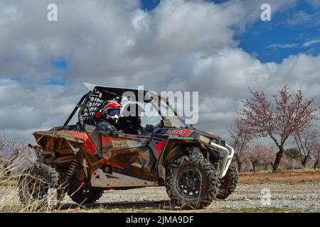 Rally di veicoli fuoristrada, 4x4, attraverso il sud della Spagna. Foto Stock