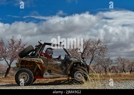 Rally di veicoli fuoristrada, 4x4, attraverso il sud della Spagna. Foto Stock