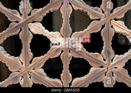 Finestre tradizionali con motivo a cornice al palazzo Changgyeonggang a Seoul, Corea Foto Stock