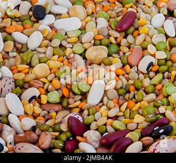 Fagioli secchi multicolore . Primo piano. Immagine stock. Foto Stock