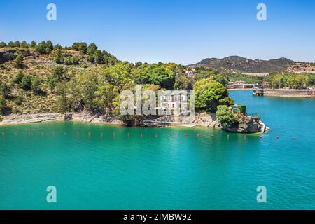 Bellissimo paesaggio vicino alla gola di El Chorro, Andalusia, Spagna Foto Stock