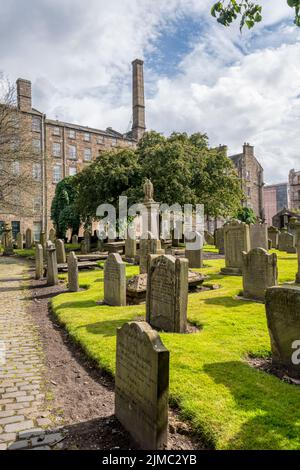 Howff Cemetery nel centro di Dundee, Scozia. Foto Stock