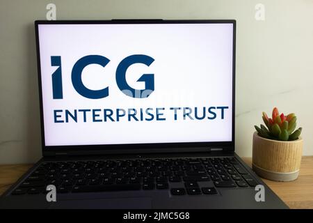 KONSKIE, POLONIA - 04 agosto 2022: Logo della società di investimento di private equity del Gruppo Intermediate Capital visualizzato sullo schermo del computer portatile Foto Stock