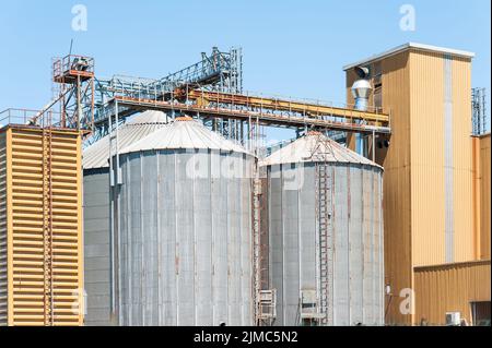 Impianto di stoccaggio di cereali e bio per la produzione di gas Foto Stock