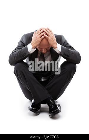 Piangendo uomo d'affari stanco o stressato in depressione mano nascondere faccia Foto Stock