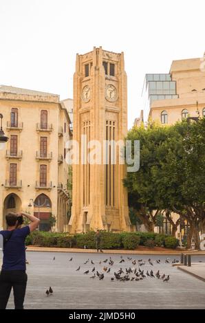 Beirut, Libano, 03 Aprile - 2017: Diverse colombe nel centro cittadino di Beirut Libano, urban pest. Foto Stock