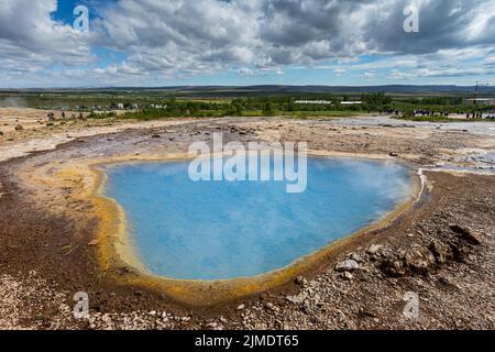 Il geyser Blesi, cerchio d'oro nel sud dell'Islanda Foto Stock