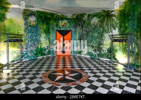 Château de Carrouges è oggi un museo del castello con spettacolari sale d'epoca Foto Stock