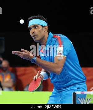 NEC Birmingham, Birmingham, Regno Unito. 5th ago 2022. Common Wealth Games : Ping-pong: .Achanta Sharath Kamal (IND) & .Quek Yong Izaac (Credit Image: © Seshadri Sukumar/ZUMA Press Wire) Foto Stock