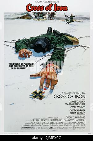 CROCE DI FERRO (1977), diretta da SAM PECKINPAH. Credito: AVCO AMBASCIATA / Album Foto Stock