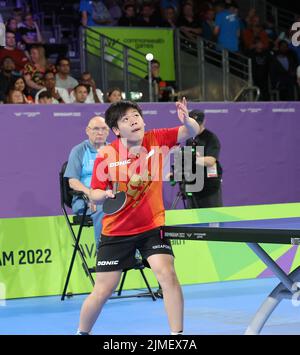 NEC Birmingham, Birmingham, Regno Unito. 5th ago 2022. Common Wealth Games : Ping-pong: .Achanta Sharath Kamal (IND) & .Quek Yong Izaac (Credit Image: © Seshadri Sukumar/ZUMA Press Wire) Foto Stock