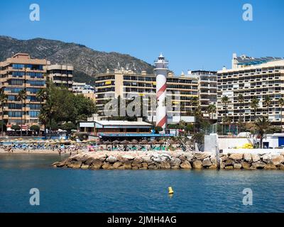 MARBELLA, ANDALUSIA/SPAGNA - 4 MAGGIO : Vista del porto turistico di Marbella Spagna il 4 maggio 2014. Persone non identificate. Foto Stock