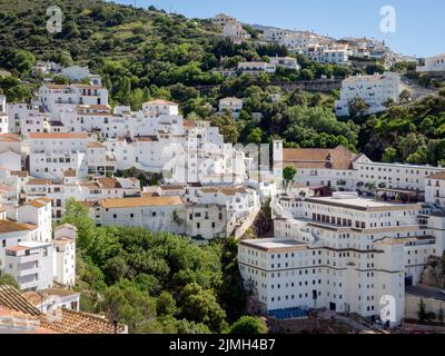 CASARES, Andalusia/Spagna - 5 maggio : Vista di Casares in Spagna il 5 maggio 2014 Foto Stock