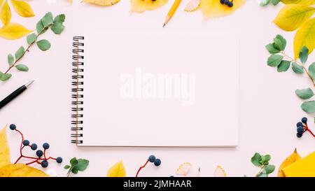 il talento creativo di ispirazione di sketchbook in bianco Foto Stock