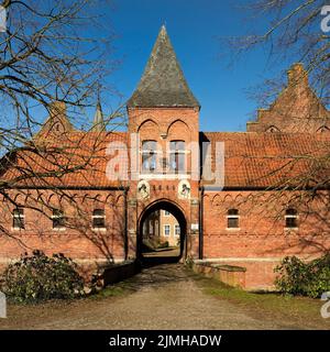 Haus Egelborg, castello ormeggiato a Legden, Muensterland, Renania settentrionale-Vestfalia, Germania, Europa Foto Stock