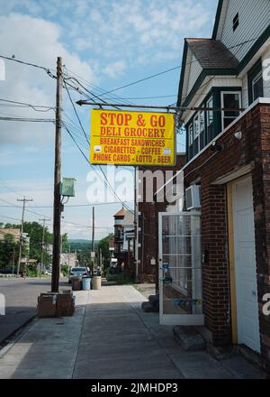 Stop & Go Deli insegna Grocery vintage, a Mount Pleasant, Schenectady, New York Foto Stock