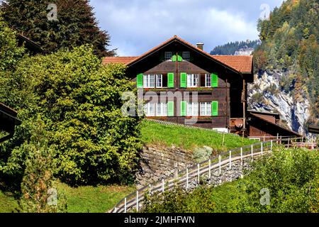 Vista estiva di Lauterbrunnen, Svizzera Foto Stock