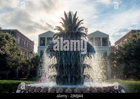 Parco sul lungomare di Charleston, South Carolina Foto Stock