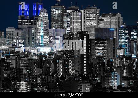 Shinjuku di notte (preso dal centro amministrativo di Bunkyo) Foto Stock