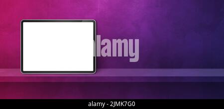 tablet pc digitale su scaffale a parete viola. Banner di sfondo Foto Stock