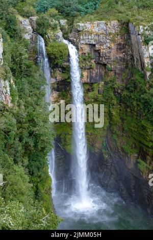 Panorama route Soute Africa, pittoresca caduta verde di Berlino acqua a Sabie , Graskop in Mpumalanga Sud Africa Foto Stock