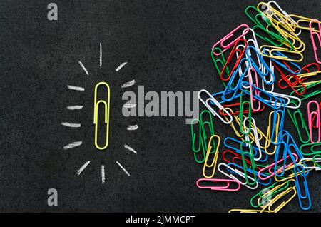 Disposizione concetto di individualità con graffette Foto Stock